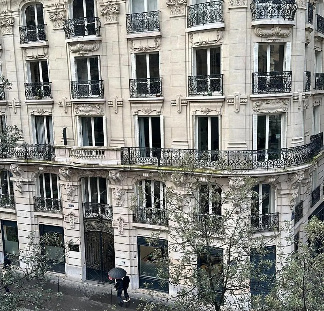 Cosy Chatelets Les Halles Privatunterkunft